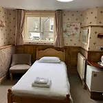 Гостевой дом Lakes 3*