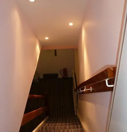 Πανσιόν Lakes 3*